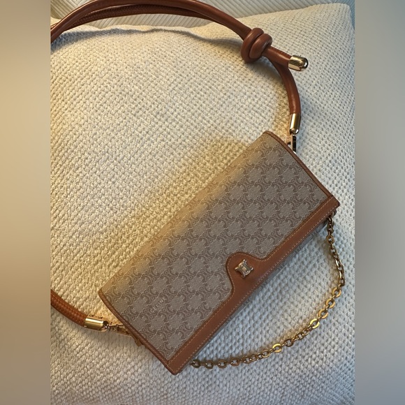 CELINE Authentic vintage Celine long wallet redesigned - Picture 6 of 13